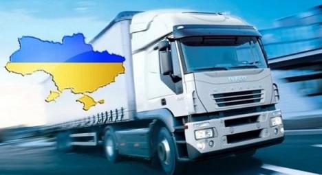 Meghosszabbították Ukrajna számára a szállítási vízummentességet, de bizonyos feltételekkel