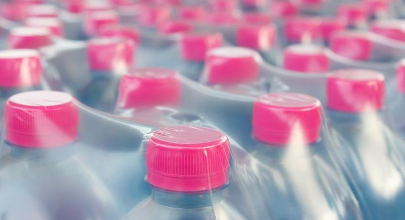 Mérgezőek a műanyag palackok – Súlyos betegséget okozhatnak