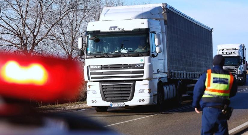Életet mentett két kamionos Debrecenben; százaknak marad emlékezetes a mai nap