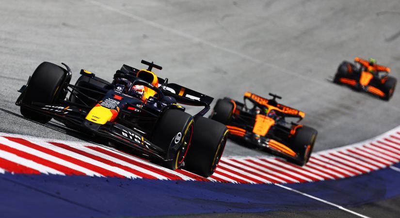 F1: Komoly csatára kényszerítették Verstappent a sprinten