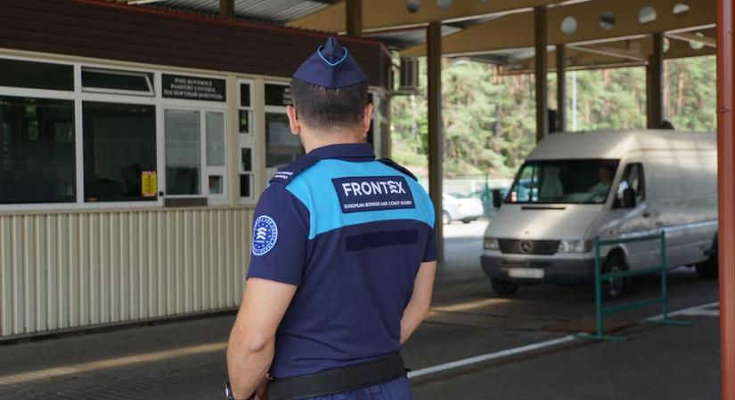 A Frontex mostantól Szerbia összes határát védi
