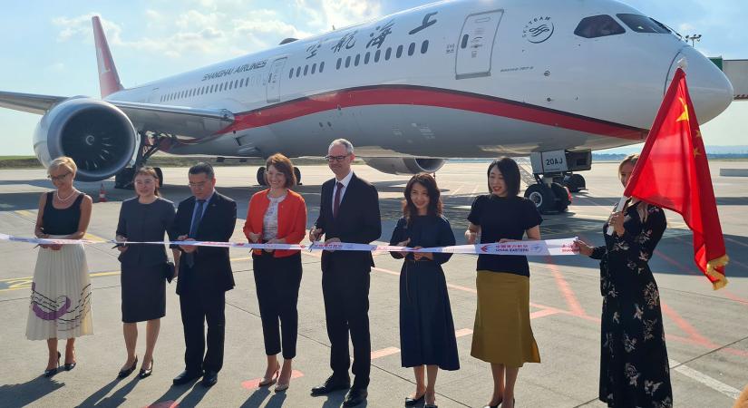 Újraindította Hszian és Budapest közötti járatát a Shanghai Airlines