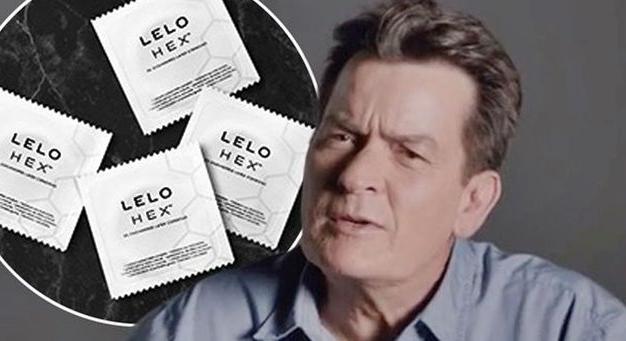 Charlie Sheen óvszereket reklámoz – A biztonságos szexuális együttlét mellett kampányol