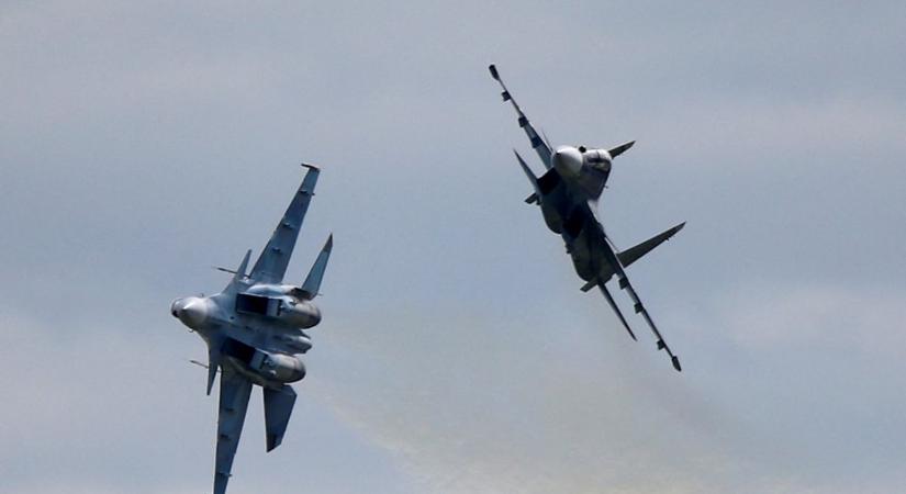 Elképesztő felvételek érkeztek az orosz harci gépek bevetéséről