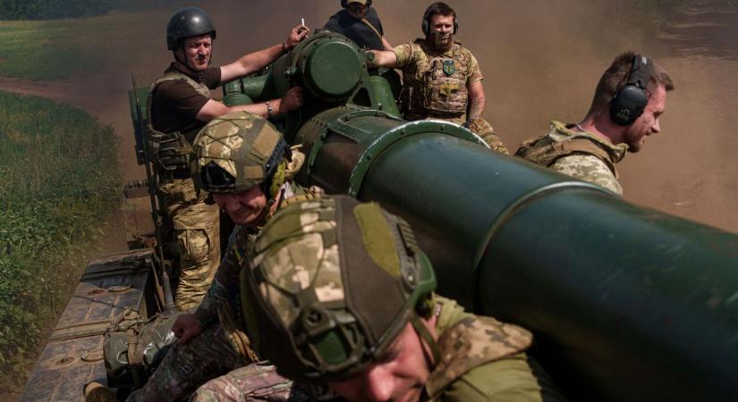 Egy szemtanú állítja: ukrán katonák civilekre támadtak – frissül