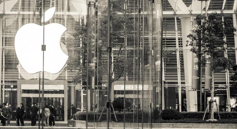 Apple-botrány: megkezdődött a károsultak kifizetése - mutatjuk, mely bank ügyfelei örülhetnek elsőként