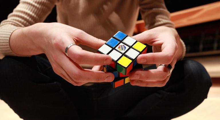 A Rubik-kocka lesz a sláger a százezres fesztiválon
