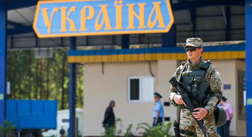 Kétszáz méterre volt a szabadság, az ukrán határőrség állta útjukat