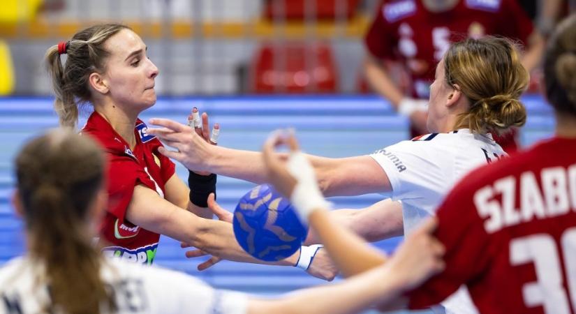 Vb-ezüstérmes a magyar női junior kéziválogatott