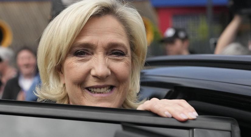 Marine Le Pen pártja nagy fölénnyel nyerte az első kört