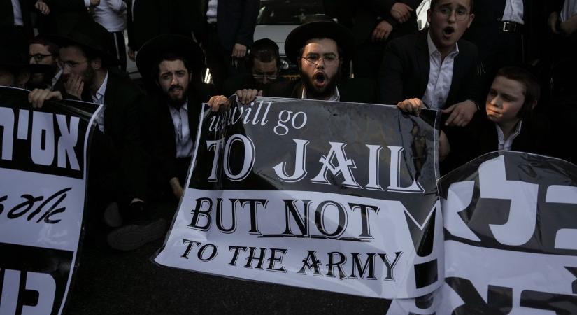 Katonai behívásuk ellen tiltakoztak az ultraortodox zsidók Jeruzsálemben – frissül