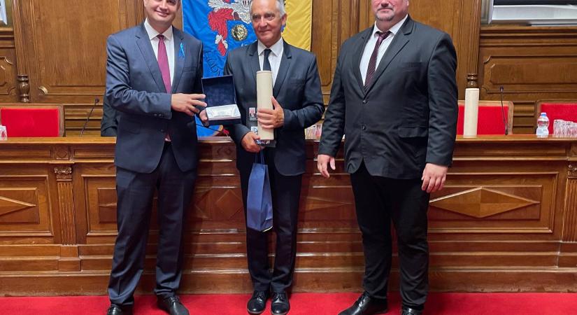 Márki-Zay Péter kitüntette az alpolgármesterét