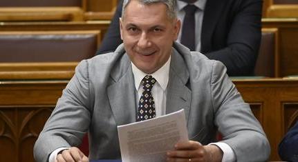 Új feladatot kapott Lázár János Orbán Viktortól