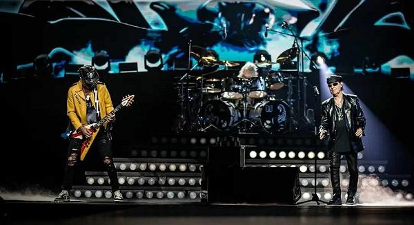 Látványos show-val ünnepelte Budapesten a Scorpions a 'Love At First Sting' album 40. évfordulóját