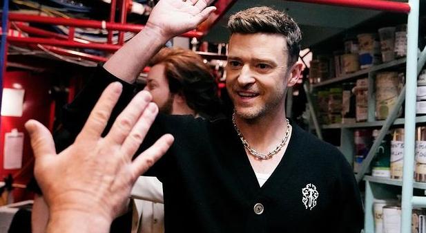 Justin Timberlake a letartóztatásával viccelődött egy koncertjén