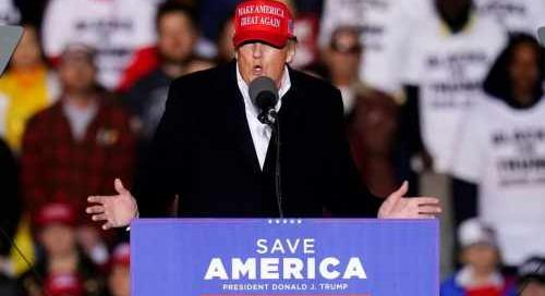 Fordulat az amerikai választásokon: Trump mentelmi jogot kap