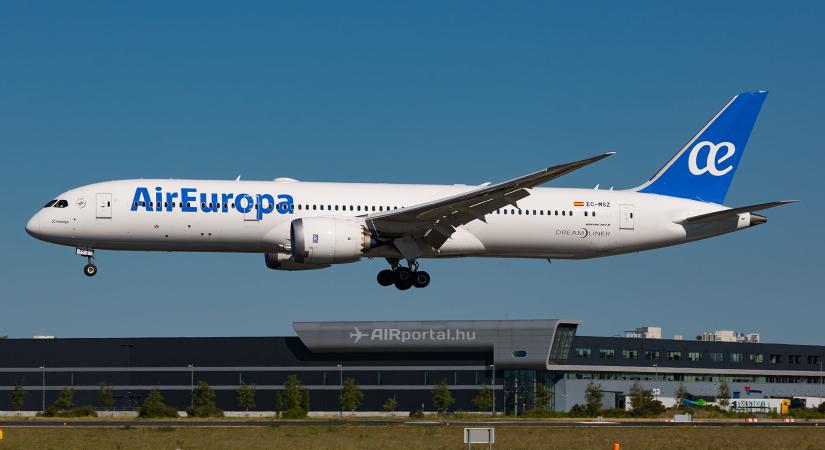 Harmincan megsérültek az Air Europa turbulenciába került járatán