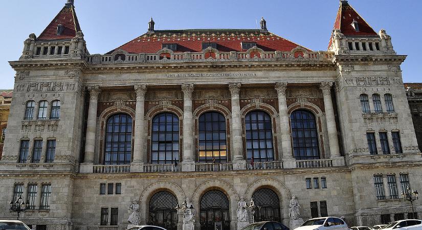 Hatalmasat ugrottak a magyar egyetemek a legfrissebb világrangsorban