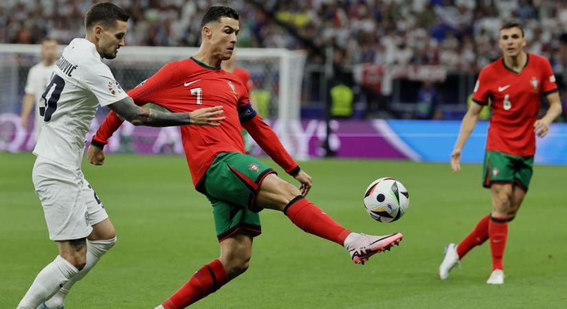 Ronaldo különös bocsánatkérése: a legerősebbekkel is megesik (videó)