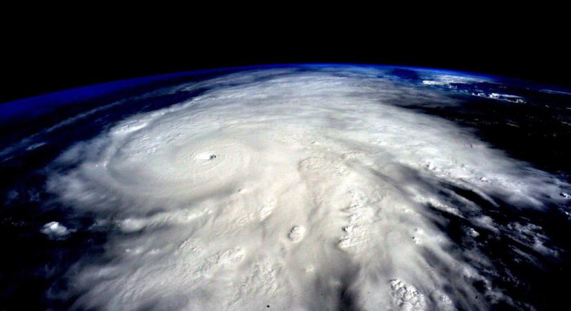 Pusztító hurrikán söpör végig a Karib-tengeren, megkapta a potenciálisan katasztrofális besorolást