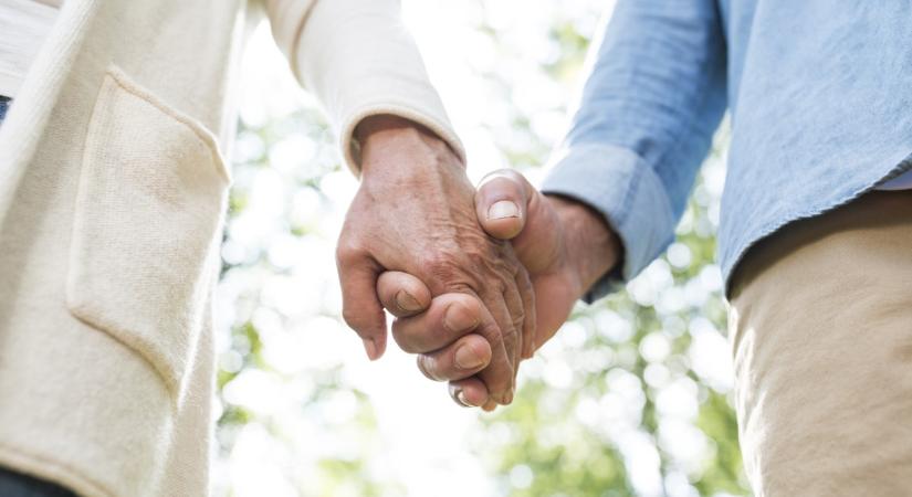 Közös eutanáziával hunyt el a 70 éves házaspár