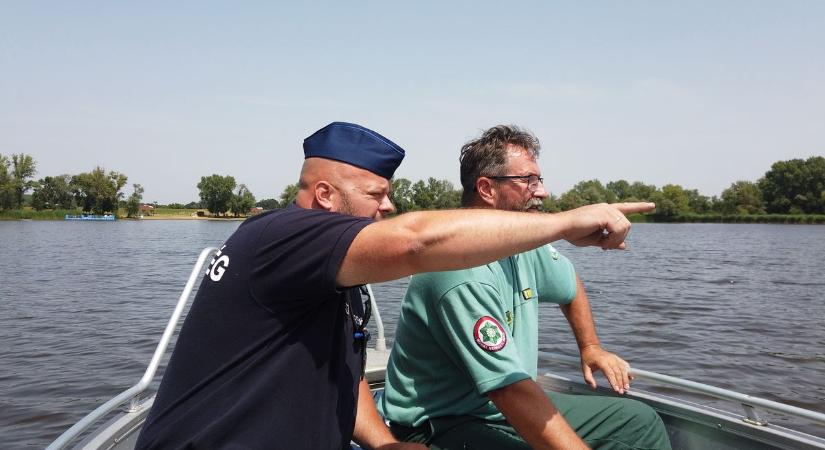 A Tisza-tónál ellenőriztek a rendőrök
