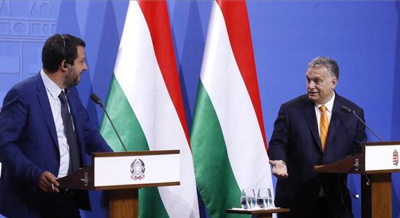 Salvini: Dolgozunk Orbán javaslatán a Patriótákról