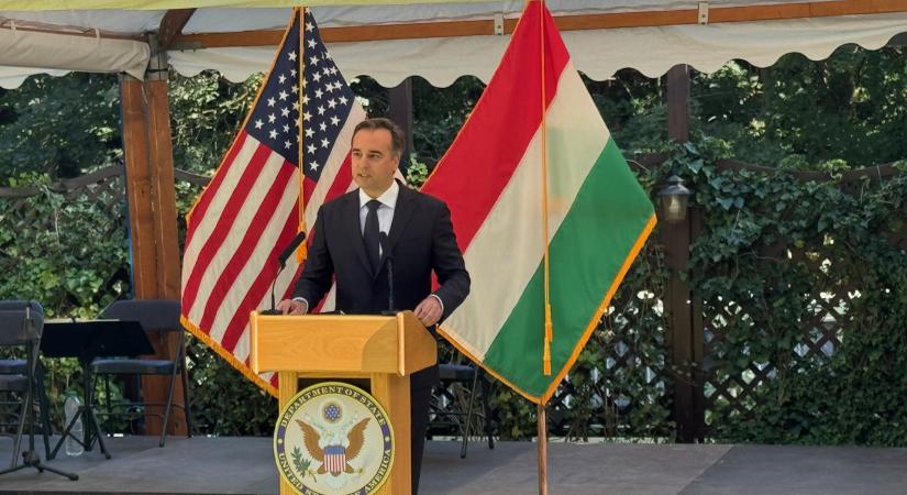 Pressman bírálta Orbánt, amiért folyamatosan Trump mellett kampányol