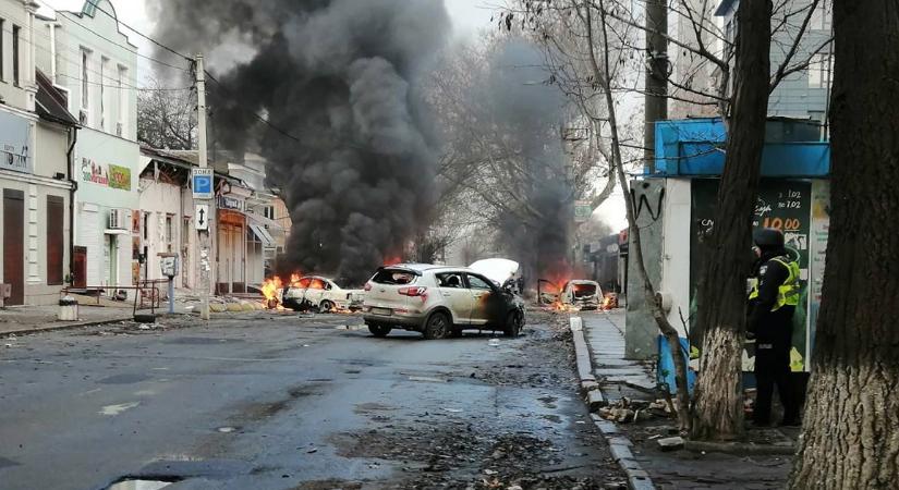 Ukrán kormányzó: az orosz erők ismét Herszont lőtték, áldozatok