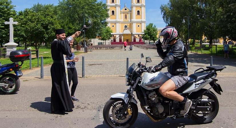 Debreceni motorosok jelentkezését is várják erre a zarándoklatra
