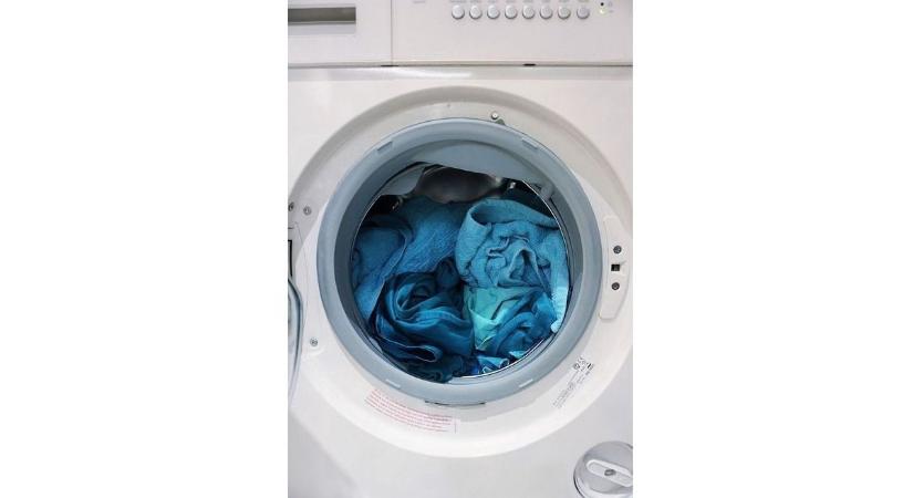 Hogyan válasszunk elöltöltős mosógépet – praktikus útmutató a megfelelő készülék kiválasztásához