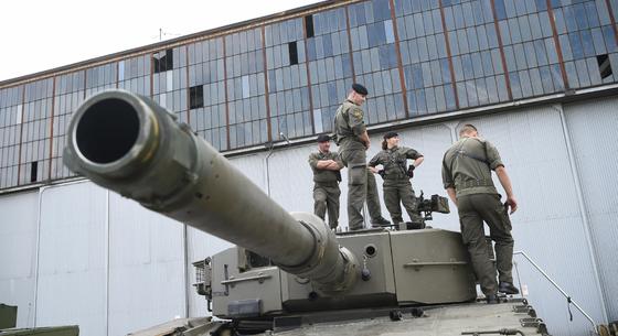 A német fegyverexport már hadi üzemmódban: minden eddigi rekordot megdönthet