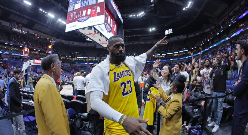 Százmillió dollár és újabb két év – LeBron James folytatja a Lakersben!