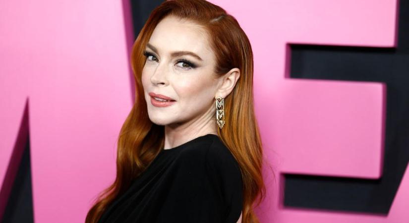 Kapaszkodj: Ennyit változott Lindsay Lohan, mióta először jelent meg a nyilvánosság előtt