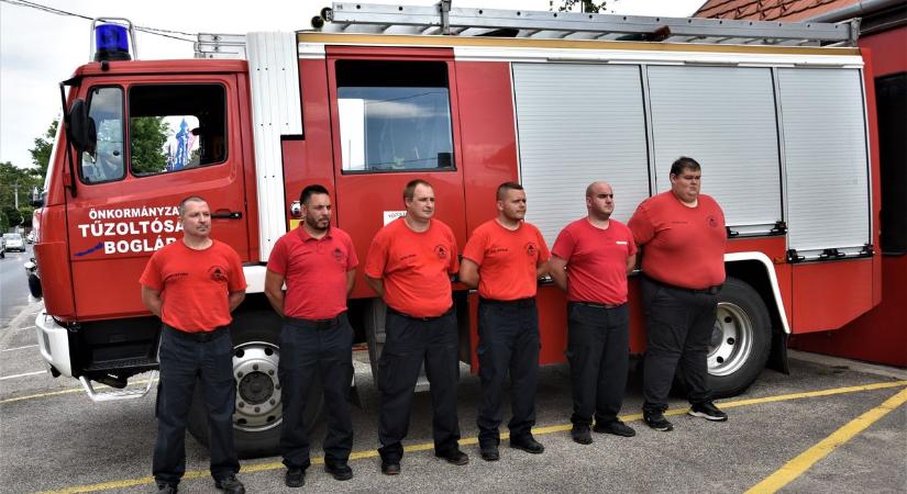 Balatonboglár és környéke: új gépjármű szolgálja a mentő – tűzvédelmet