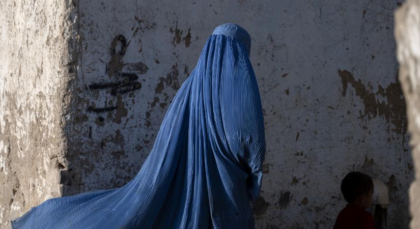 Megvan az első videós bizonyíték, hogyan bántalmazzák és erőszakolják meg az afgán nőket a tálib börtönökben