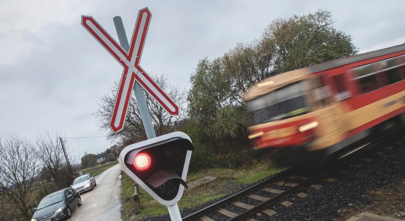 Megemelkedett az előző évihez képest a vasúti átjárókban a balesetek száma