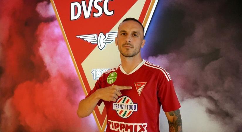 Nagy bejelentés: szerb válogatott labdarúgót igazolt a DVSC!