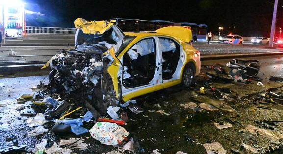 Szörnyű baleset az Árpád hídon: rabolt taxi okozhatta a tragédiát?