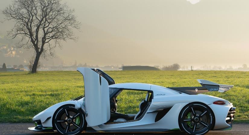 Új autót kap a kigyulladt Koenigsegg tulajdonosa