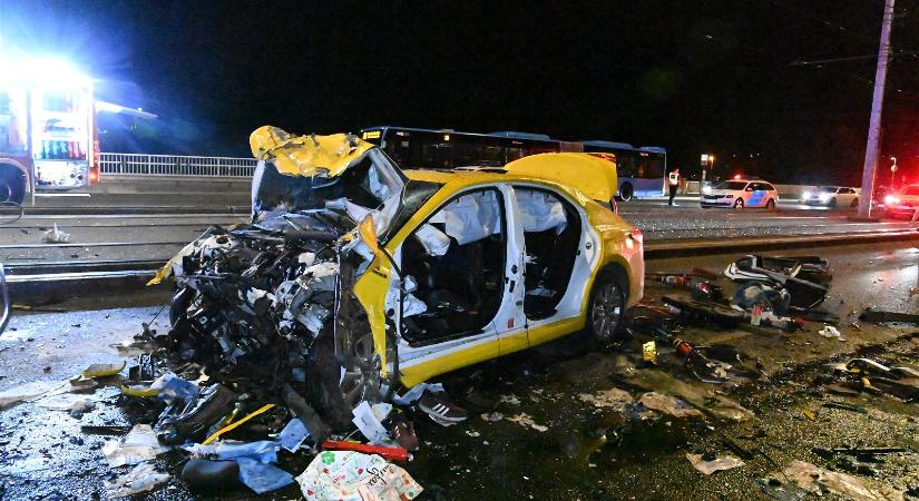 Taxirabló ámokfutó okozta a halálos Árpád hídi tragédiát, videó készült a három életet követelő baleset helyszínén
