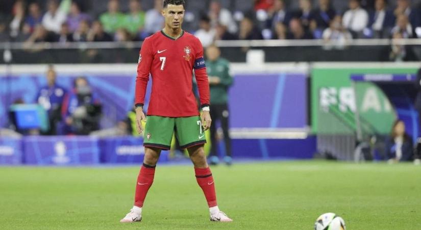 Nem ember, hanem gép? Így vert Ronaldo szíve a szlovén meccs alatt