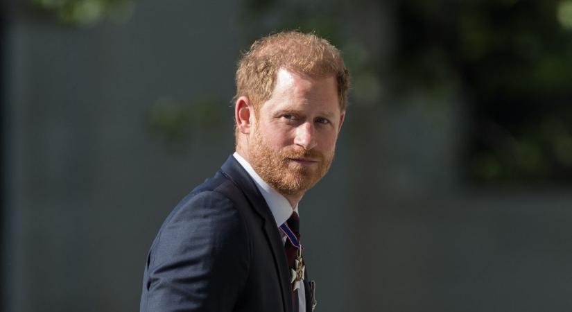 Nem bízik Meghanban? Kiszivárgott Harry herceg telefonbeszélgetése