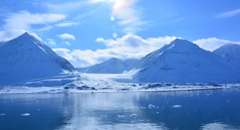 A kínaiak az sarkvidéken is nyomulnának, de Norvégia az orrukra koppintott