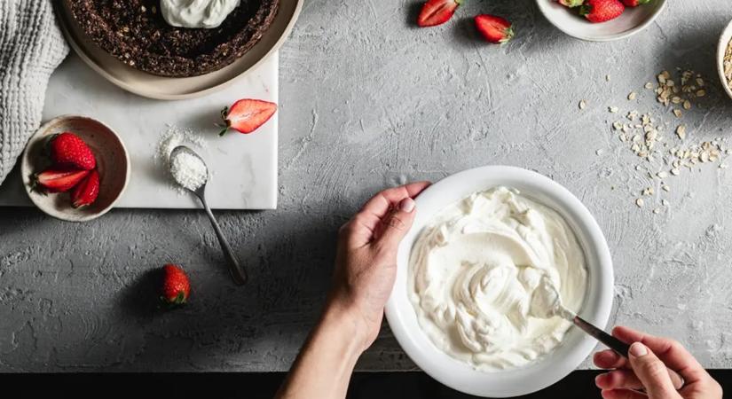 Tökéletes alakra fogyhatsz a joghurt diétával – Mintaétrenddel