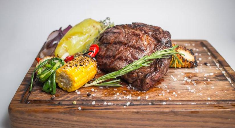 A tökéletes grillezett steak titka: ennyire süsd át, hogy a legfinomabb legyen