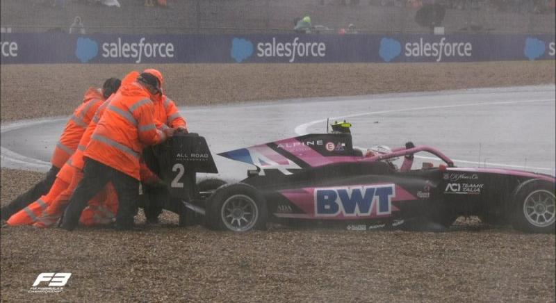 Ítéletidő Silverstone-ban, nem tartották meg az F3 sprintfutamát