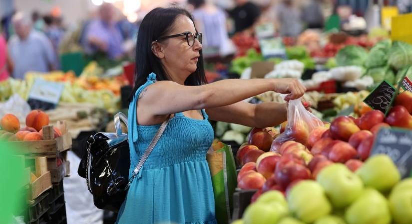 Nézze meg képeinken a Kaposvári Nagypiac kínálatát