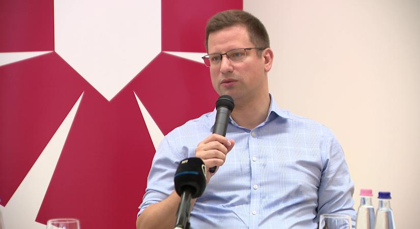 Gulyás Gergely: A Patrióták Európáért a a harmadik legnagyobb frakció lehet majd az Európai Parlamentben  videó