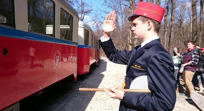 Újra szolgálatban a gyermekvasutasok